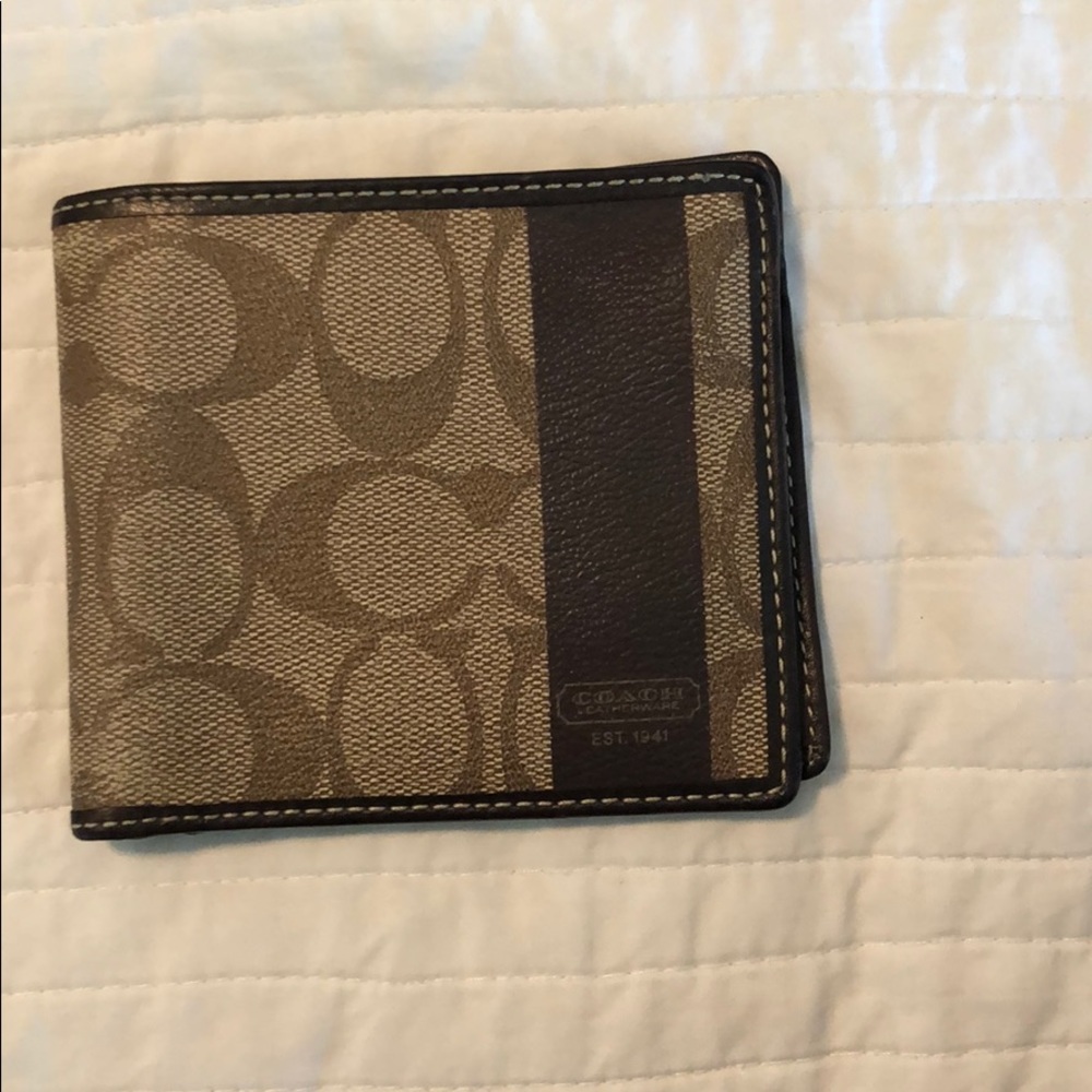 Men’s coach wallet